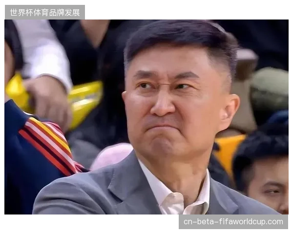 广东队小球阵容遭遇内线真空困境，主教练杜锋在缺少优质护框中锋后战术受限